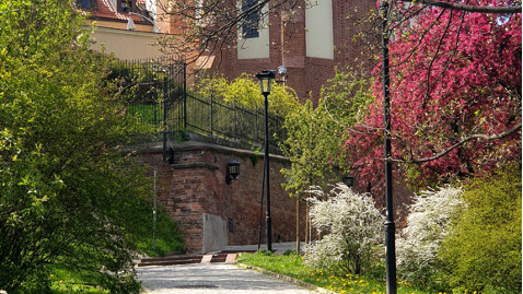Mariensztat, Warsaw, Poland - A picturesque and historic neighborhood featuring well-preserved townhouses adorned with colorful facades. The area exudes a charming ambiance, reflecting a blend of history, culture, and architectural beauty in Warsaw.